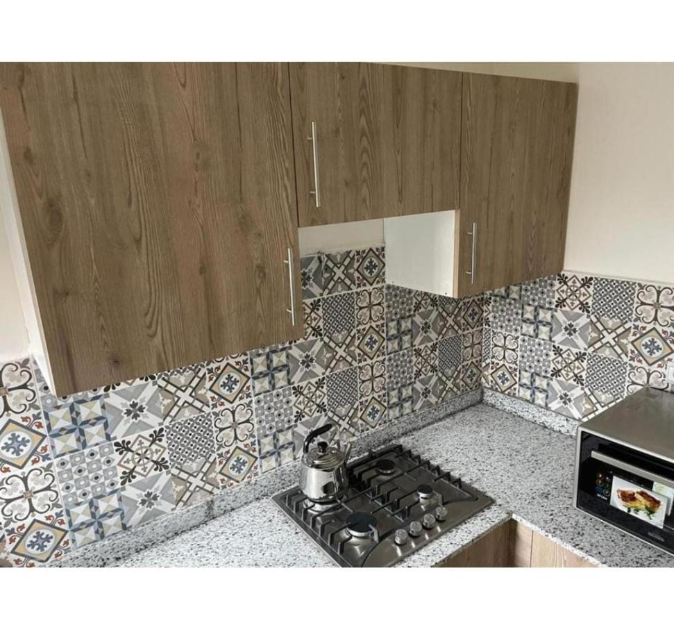 Miftah Sahil Anza Apartment