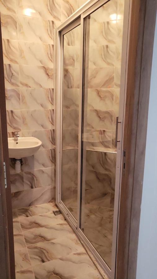 Apartment Miftah Sahil Anza
